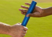 塞尔维亚队观众热烈欢呼！，Rookie迎来二十赛季出色发挥再创辉煌时刻